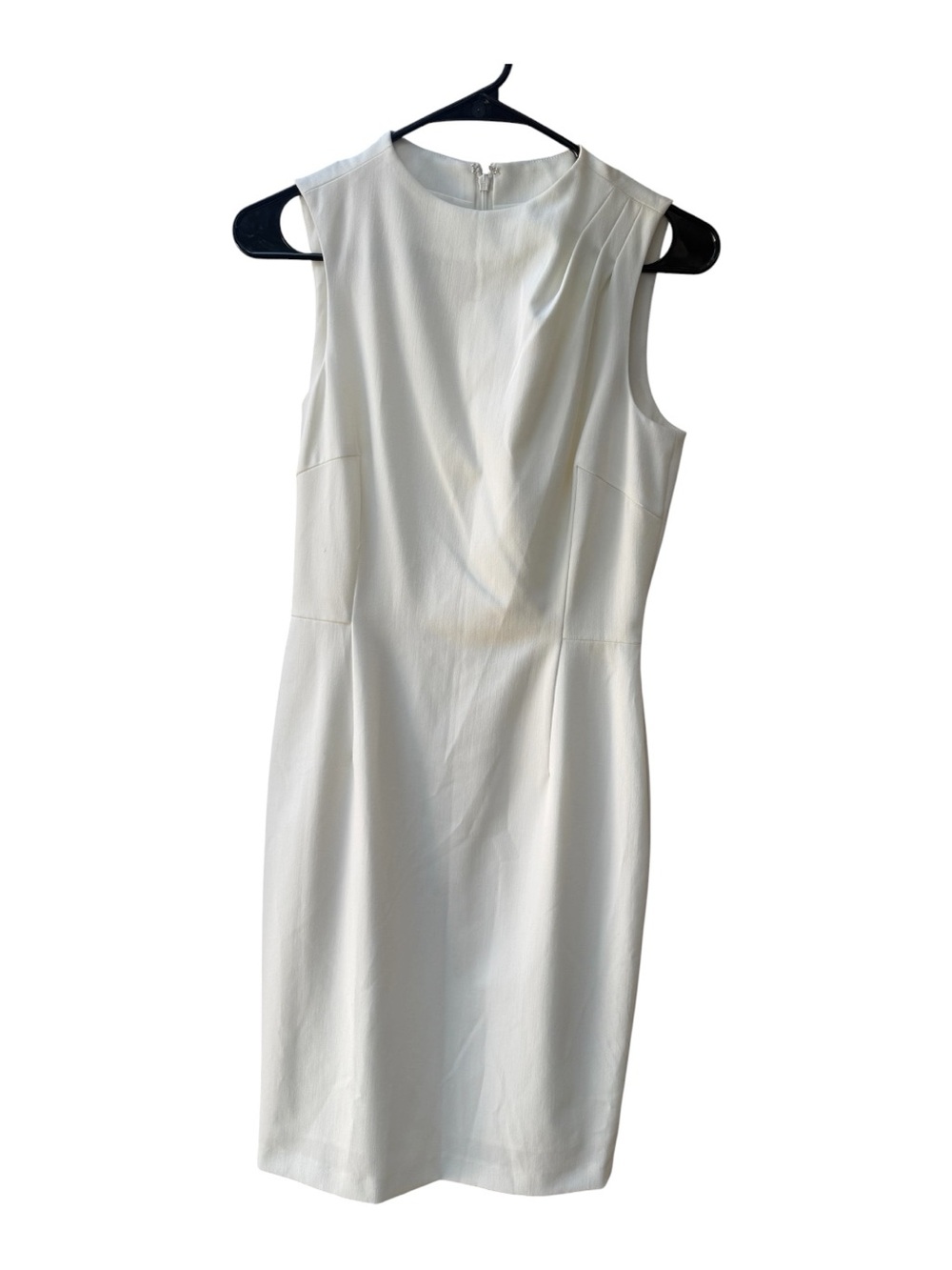 Women's Sleeveless Off White/Cream Sheath Dress